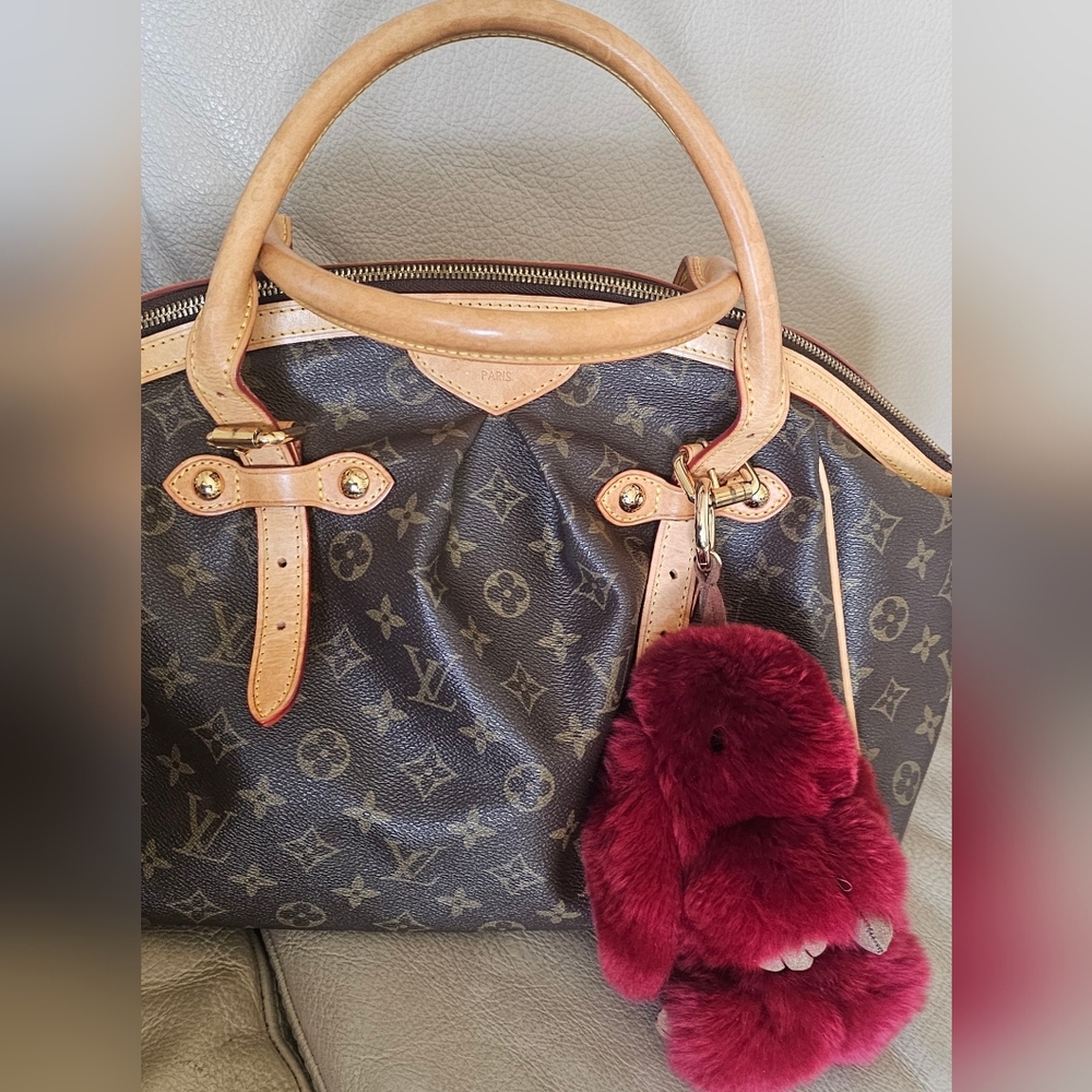 C&C Exclusive fur bunny charm
